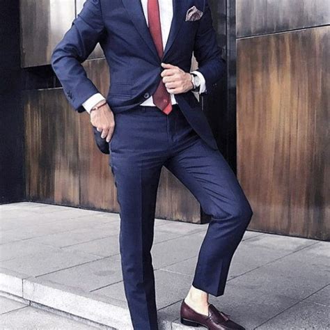 best shoes with blue suit.